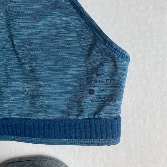 Summer blow out $20!!! Nike sport bra set in size Small - Picture 4 of 7